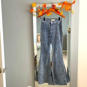 Peach Love California high waisted stretch jeans.Size M.new no tags